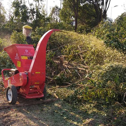 园林机械设备3zq8q树枝粉碎机枝条切碎机卧式碎枝机移动式碎木机